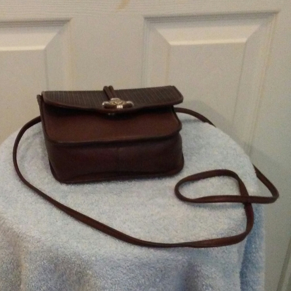 Brighton Leather Bag - Picture 4 of 8